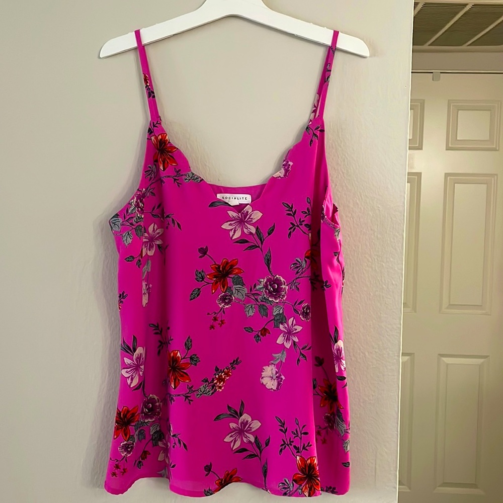 Nordstrom rack socialite medium floral top